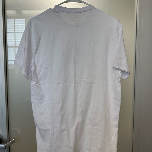 NWOT White A/X Armani Exchange Silver Logo T-Shirt Medium - Picture 3 of 4